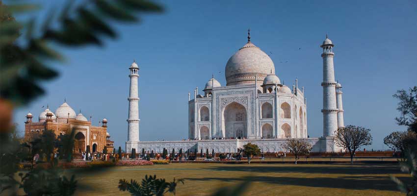 Taj Mahal Tour with Kerala
